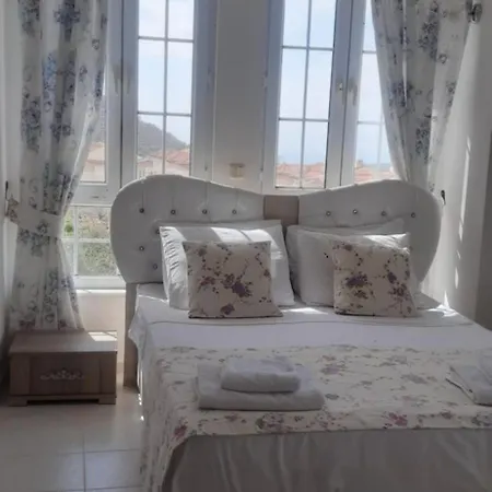 La Casa De Oludeniz, * Φετιγιέ